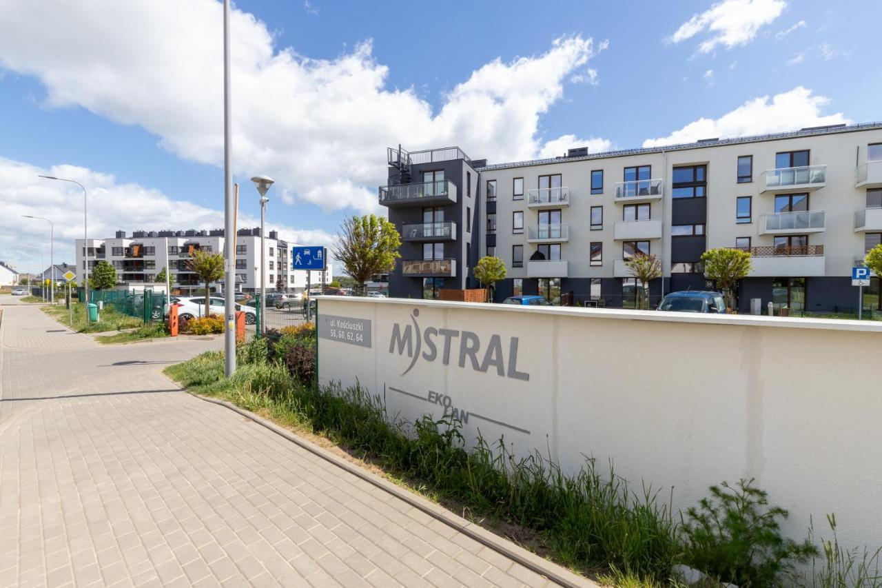 Apartment Mistral Gdynia With Parking By Noclegi Renters Luaran gambar